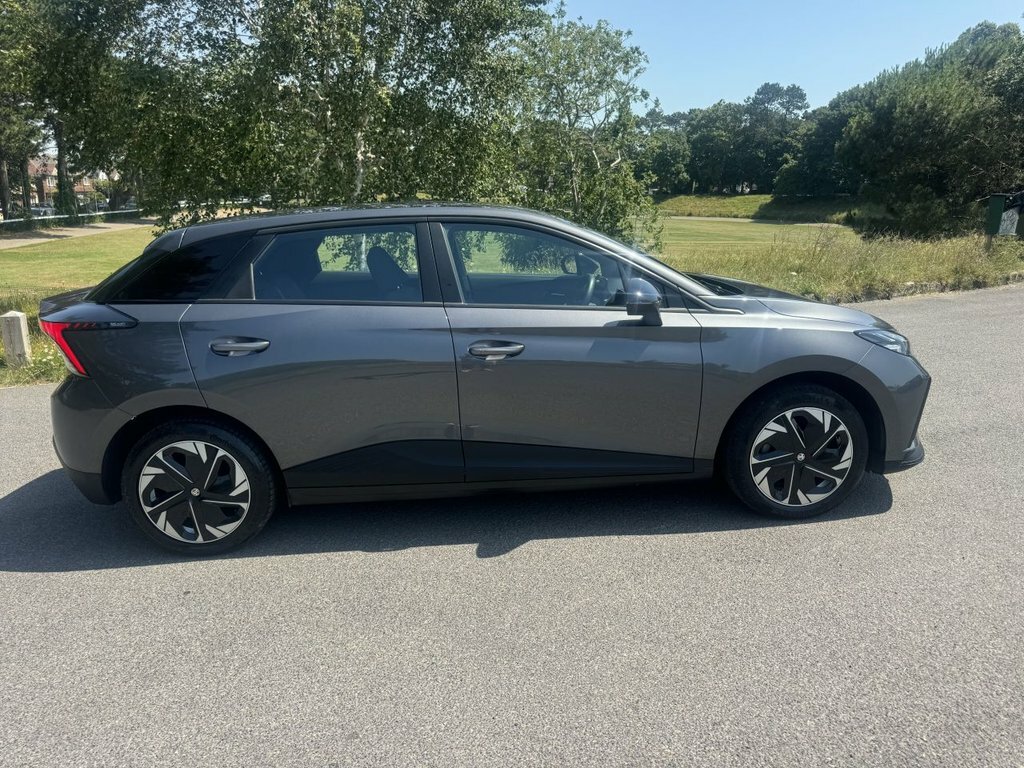 MG MG4 Hatchback WV23LVA Grey #3