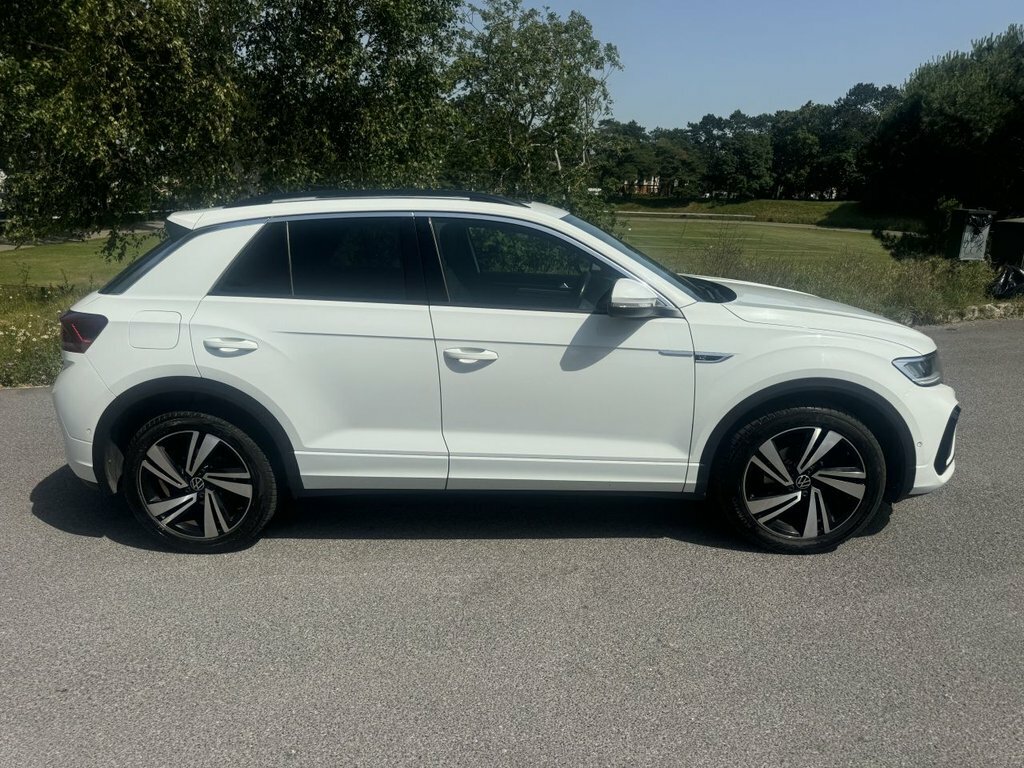Volkswagen T-Roc 1.5L R-line WF73TTO White #3