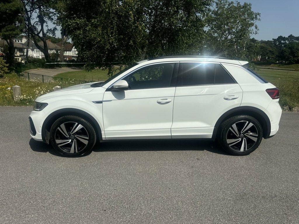 Volkswagen T-Roc 1.5L R-line WF73TTO White #4