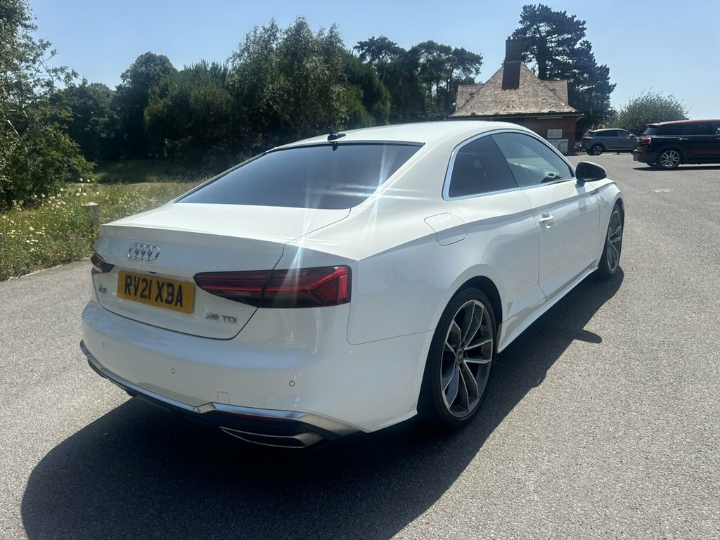 Audi A5 2L S Line RV21XBA White #4