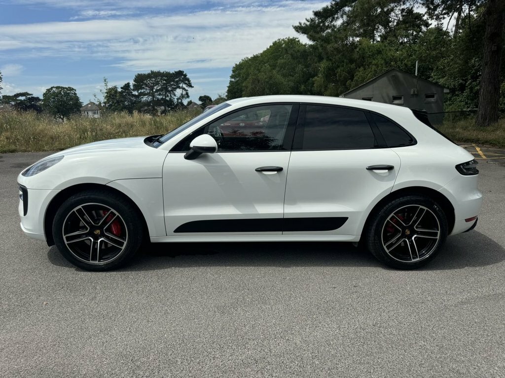 Porsche Macan 2.9L Gts MC70SWZ White #4