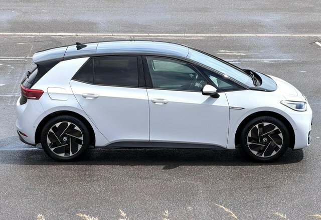 Volkswagen ID.3 Pro Performance 58Kwh Family White #3