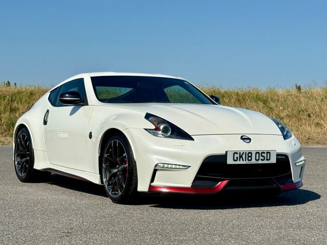 Nissan 370Z  White #75