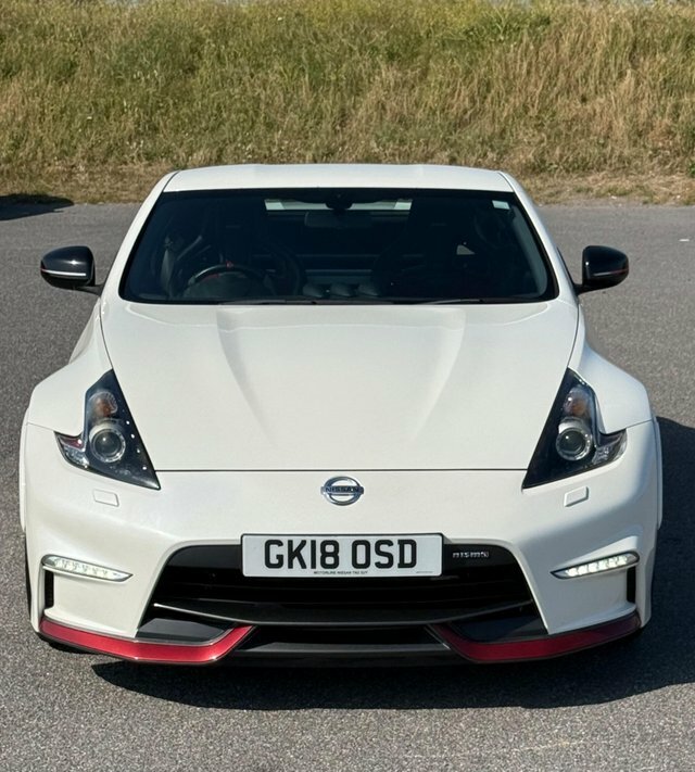 Nissan 370Z  White #76