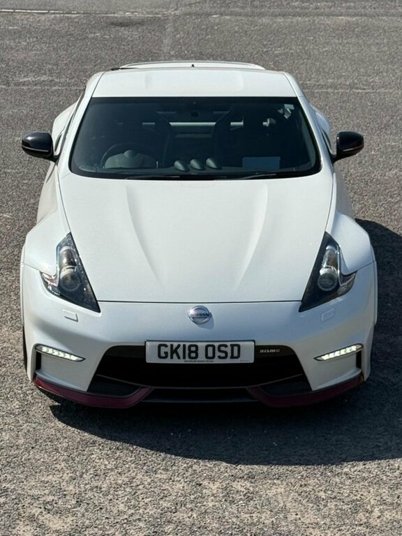 Nissan 370Z  White #49