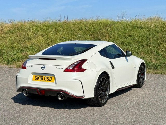 Nissan 370Z  White #43