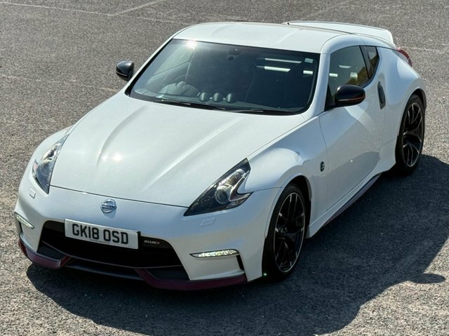 Nissan 370Z  White #48