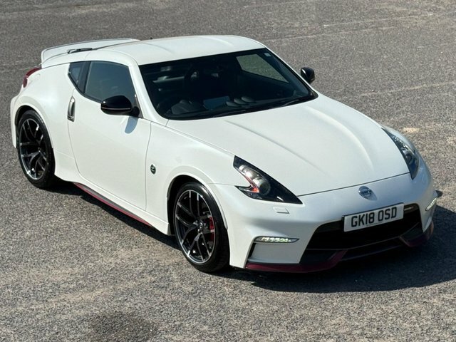 Nissan 370Z  White #51
