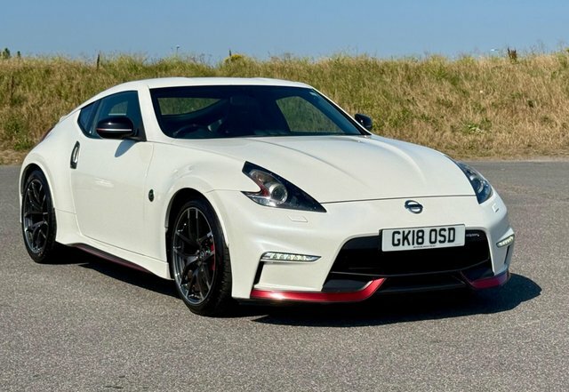 Nissan 370Z  White #74