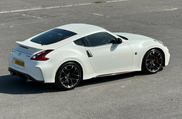 Nissan 370Z Z 3.7 V6 Nismo Euro 6 White #3