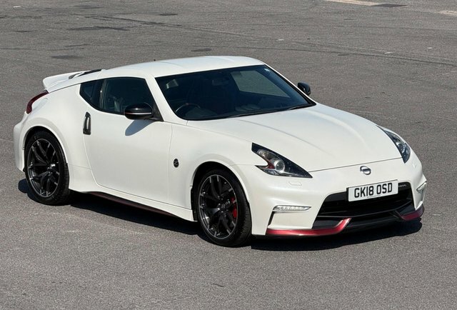 Nissan 370Z  White #61