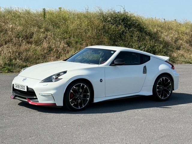 Nissan 370Z  White #62