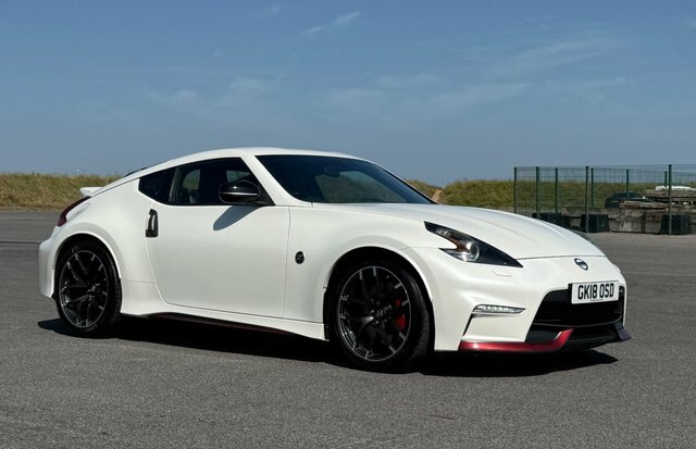 Nissan 370Z  White #65