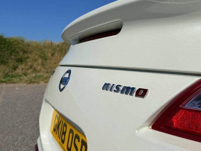 Nissan 370Z  White #68