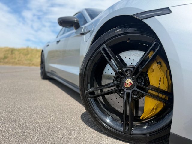 Porsche Taycan 4S Cross Turismo Silver #47