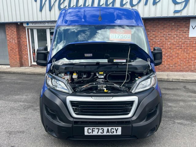 Peugeot Boxer Bluehdi 435 Professional Premium CF73AGY White #4