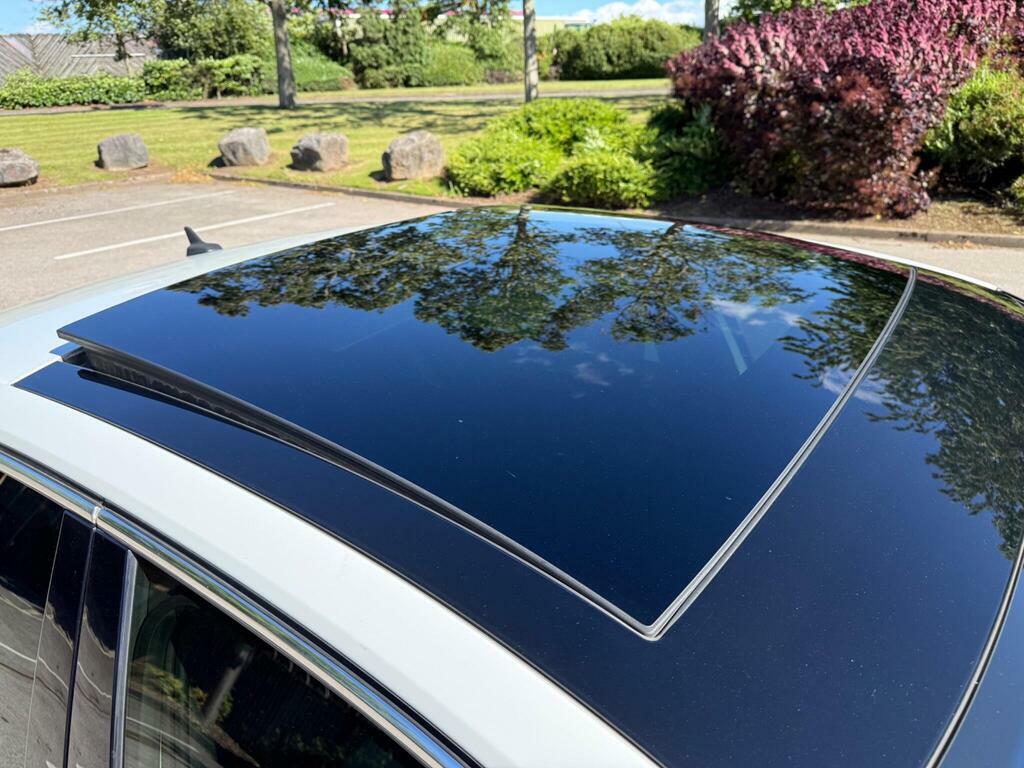 Volkswagen Passat Blue #12