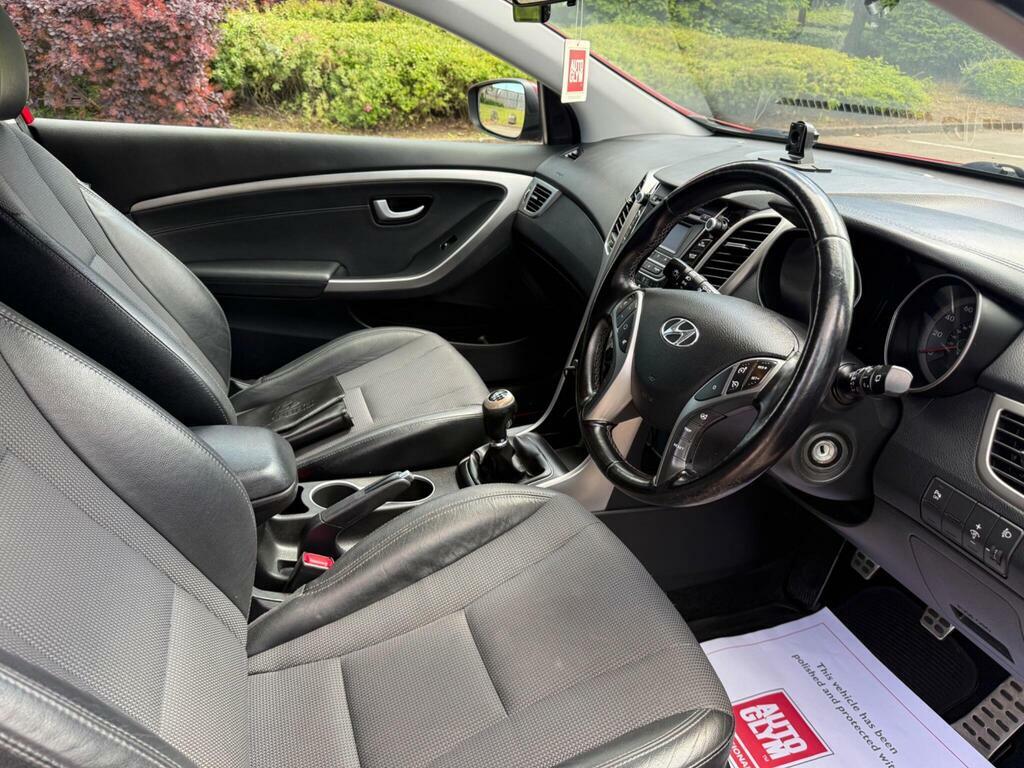 Hyundai I30 1.6 Crdi Blue Drive Active Euro 5 Ss Black #13