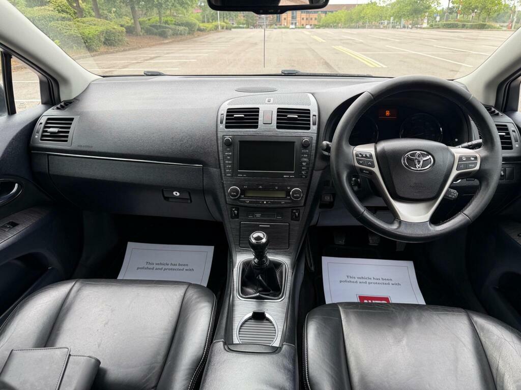 Toyota Avensis 1.8 V-matic Tr Multidrive Blue #32
