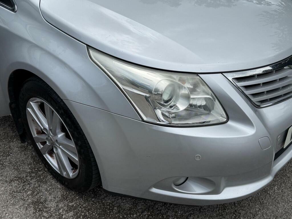 Toyota Avensis 1.8 V-matic Tr Multidrive Blue #11