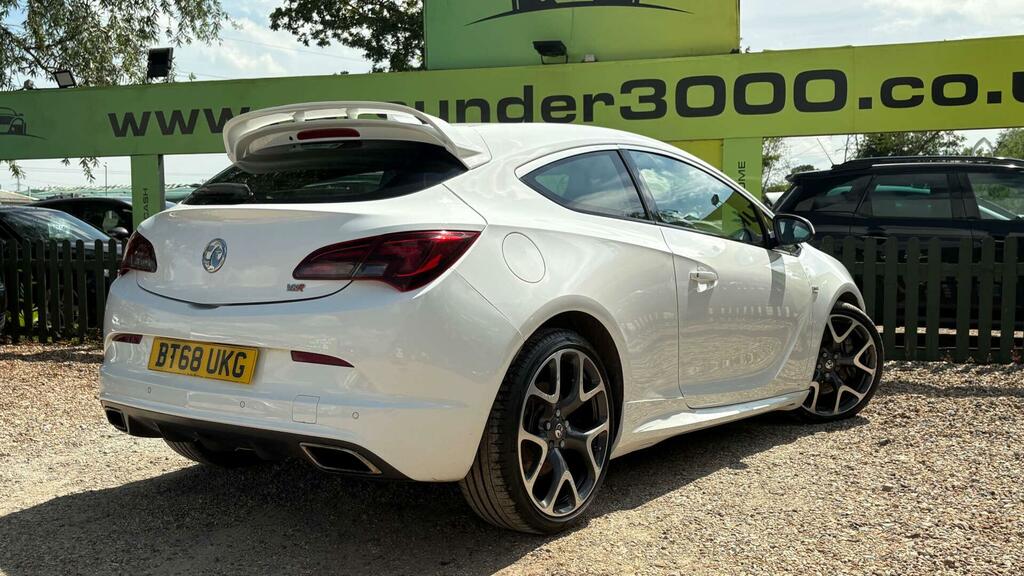 Vauxhall Astra GTC 2.0T Vxr Euro 6 Ss White #4