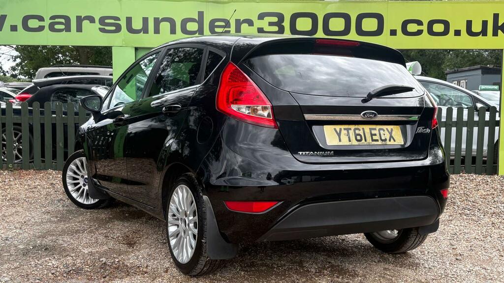 Ford Fiesta 1.4 Tdci Dpf Titanium YT61ECX Black #4