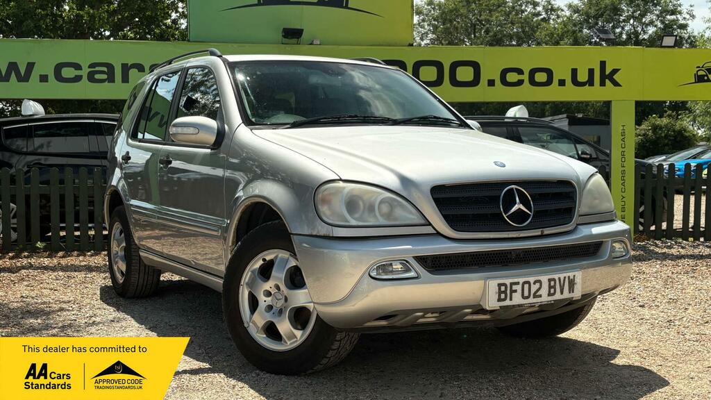 Mercedes-Benz M Class 4X4 3.2 Ml320 200252 Black #1