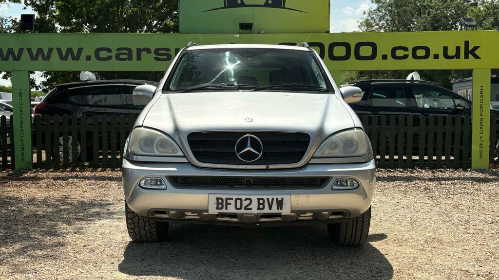 Mercedes-Benz M Class 4X4 3.2 Ml320 200252 Black #2