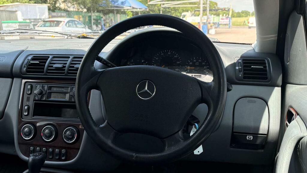 Mercedes-Benz M Class 4X4 3.2 Ml320 200252 Black #18