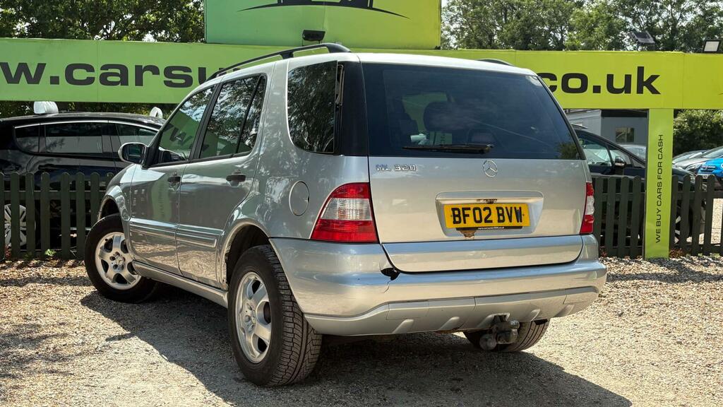 Mercedes-Benz M Class 4X4 3.2 Ml320 200252 Black #4