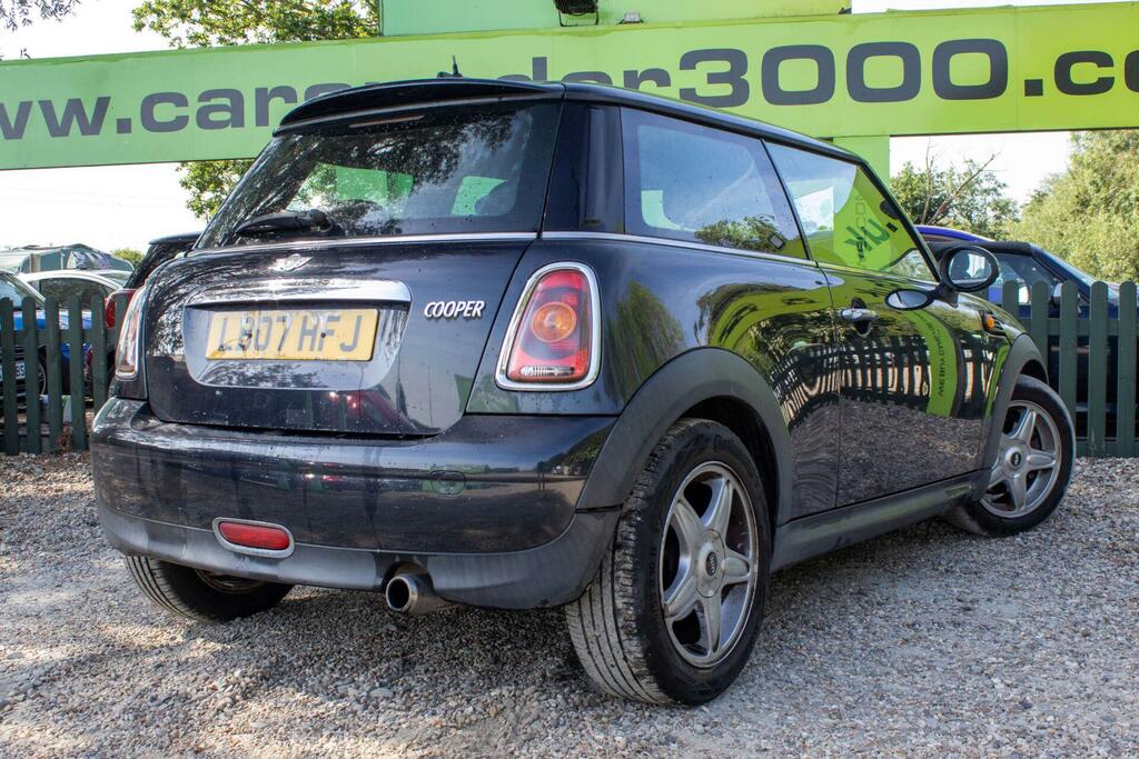Mini Hatch 1.6 Cooper Steptronic Euro 4 LB07HFJ Black #6