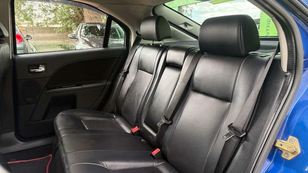 Ford Mondeo 1.8 Edge #11