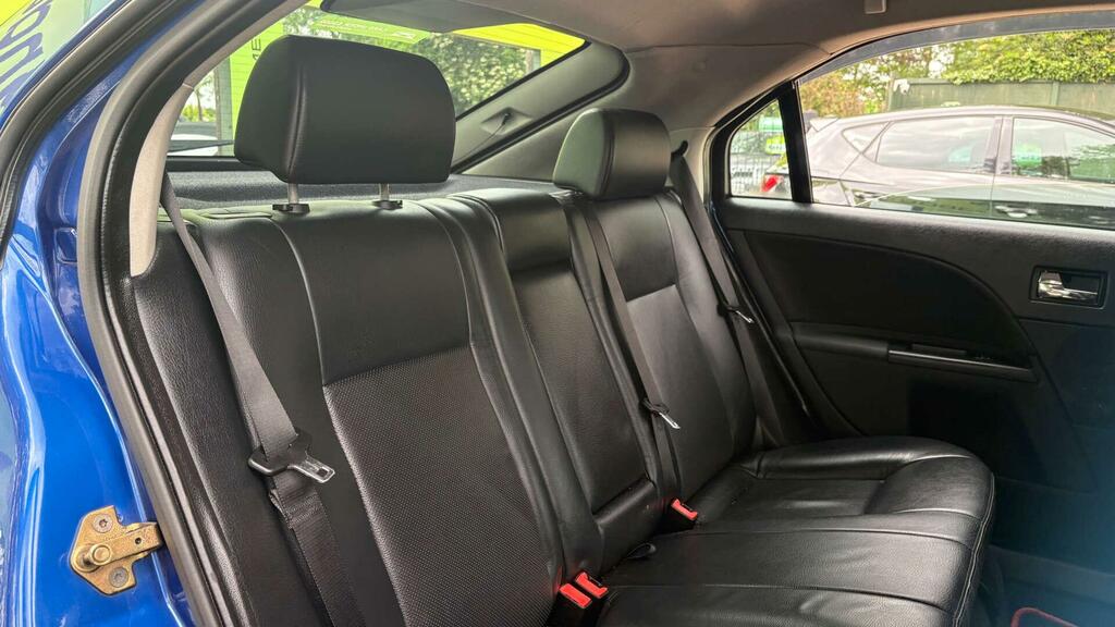 Ford Mondeo 1.8 Edge #10