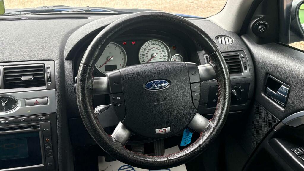 Ford Mondeo 1.8 Edge #16