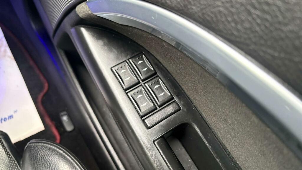 Ford Mondeo 1.8 Edge #24