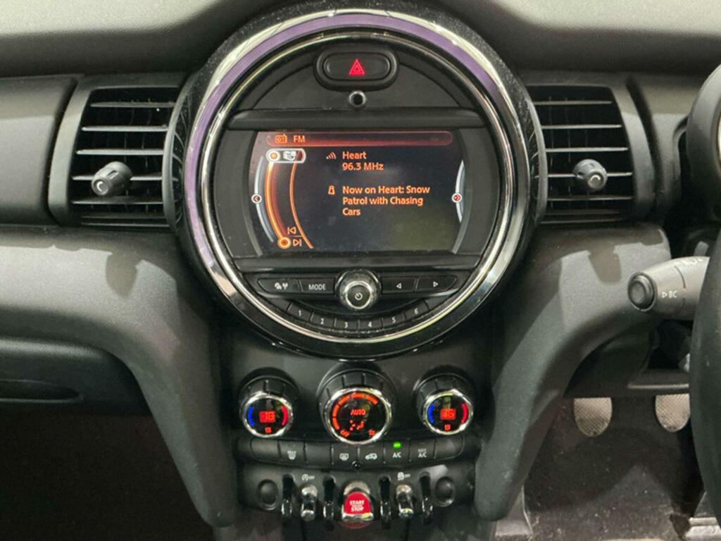 Mini Hatch 1.2 One Euro 6 Ss Black #2