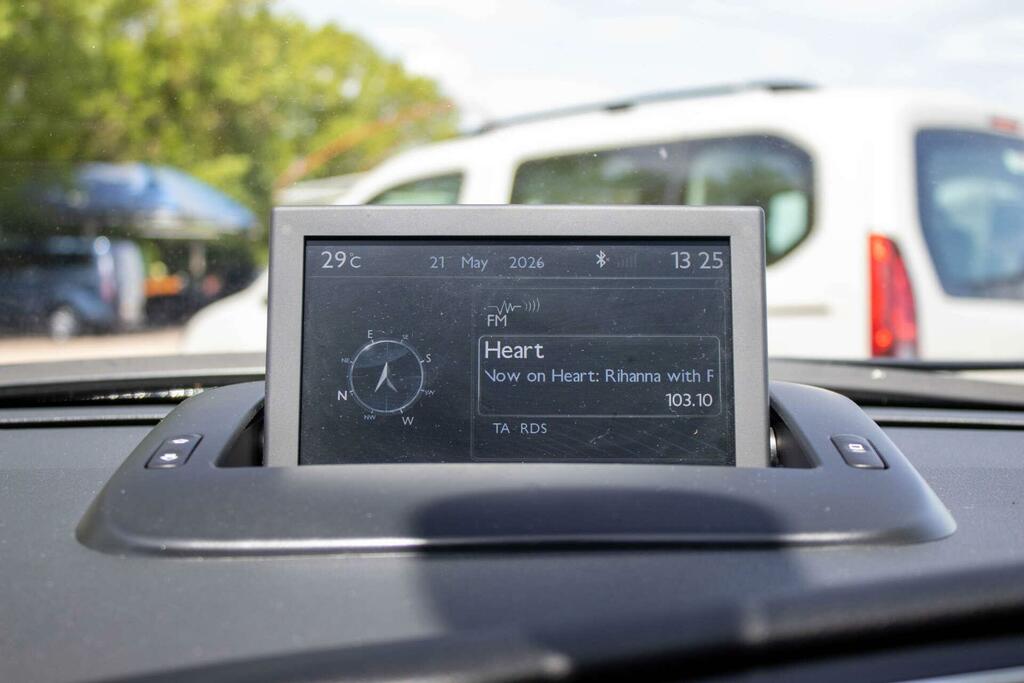 Peugeot 3008 1.6L Allure Grey #22