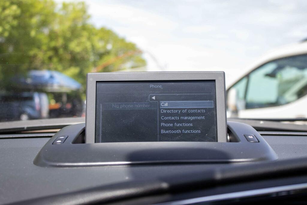 Peugeot 3008 1.6L Allure Grey #24