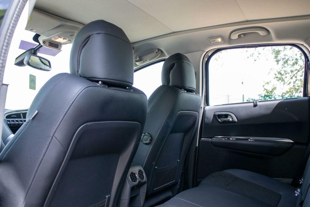 Peugeot 3008 1.6L Allure Grey #12