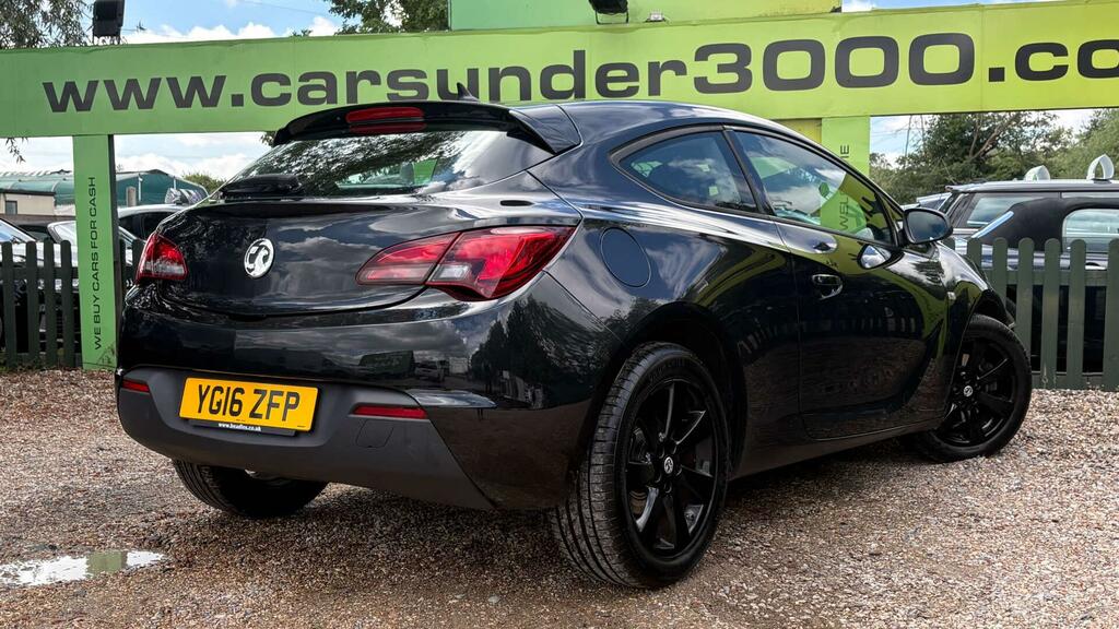 Vauxhall Astra GTC Sport Black #6