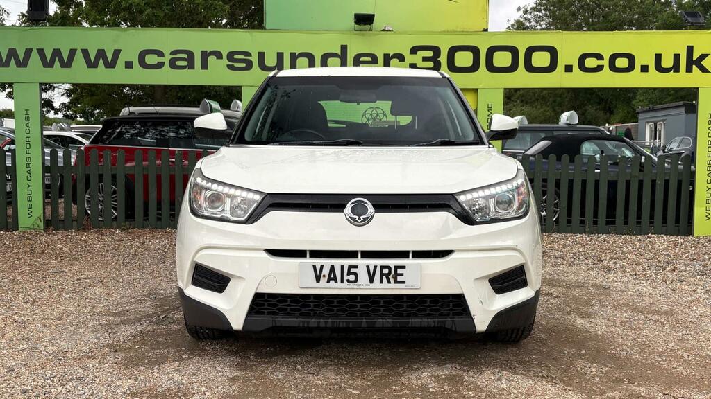 SsangYong Tivoli 1.6 E-xgi Se Euro 6 Ss White #2