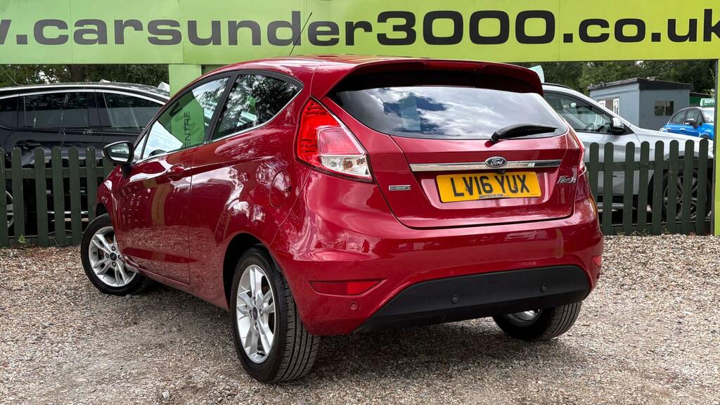 Ford Fiesta Zetec Red #4