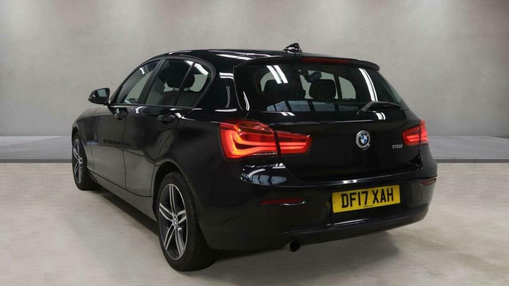 BMW 1 Series Sport Black #6