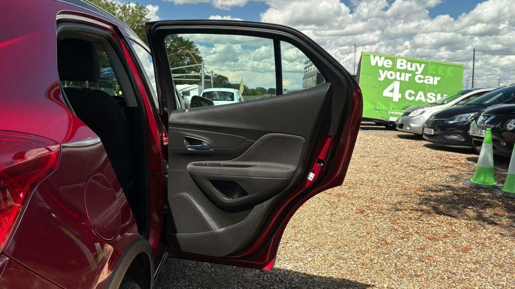 Vauxhall Mokka Hatchback White #31