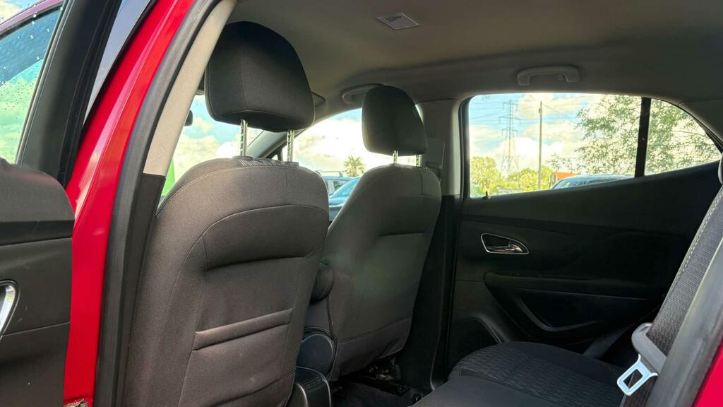 Vauxhall Mokka Hatchback White #12