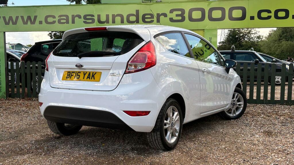 Ford Fiesta 1.2 Studio 59 Bhp Red #6