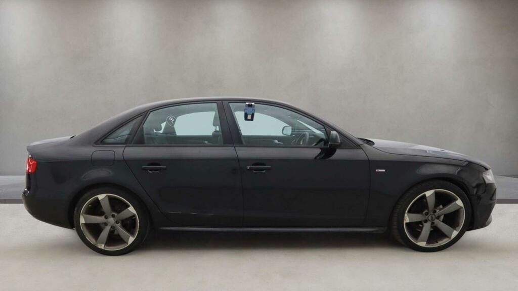 Audi A4 2.0 Tdi Black Edition Black #9