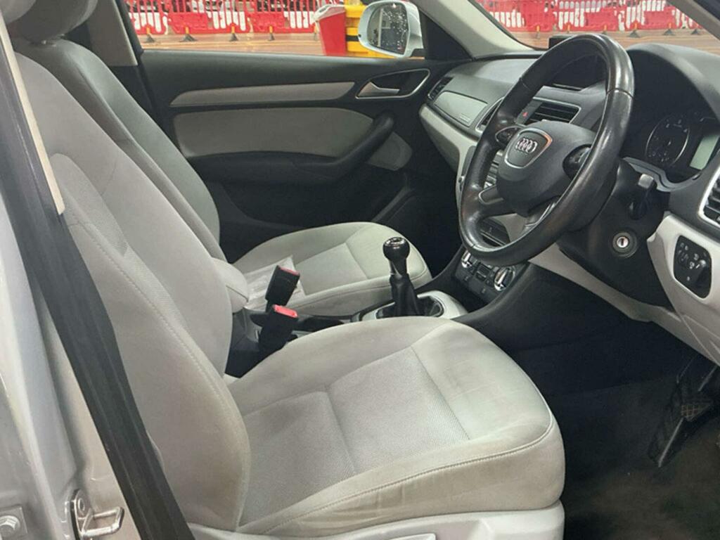 Audi Q3 Se Silver #3