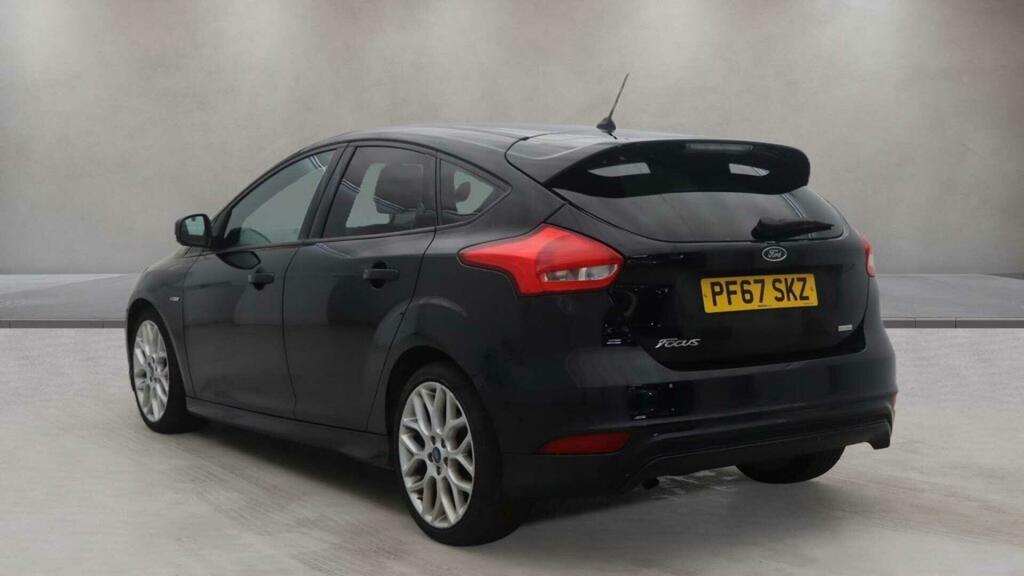 Ford Focus St-line Black #6