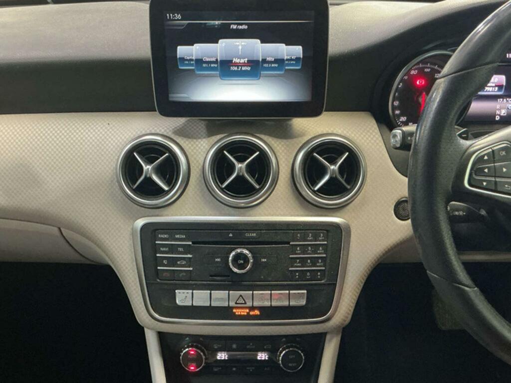 Mercedes-Benz A Class Sport Green #2